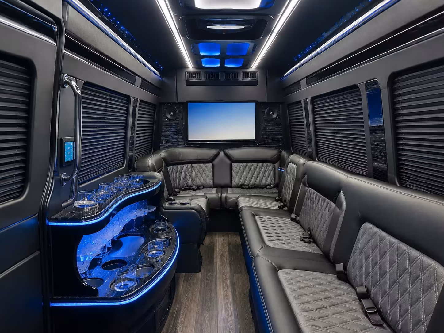 bus rental options for kirkland trips