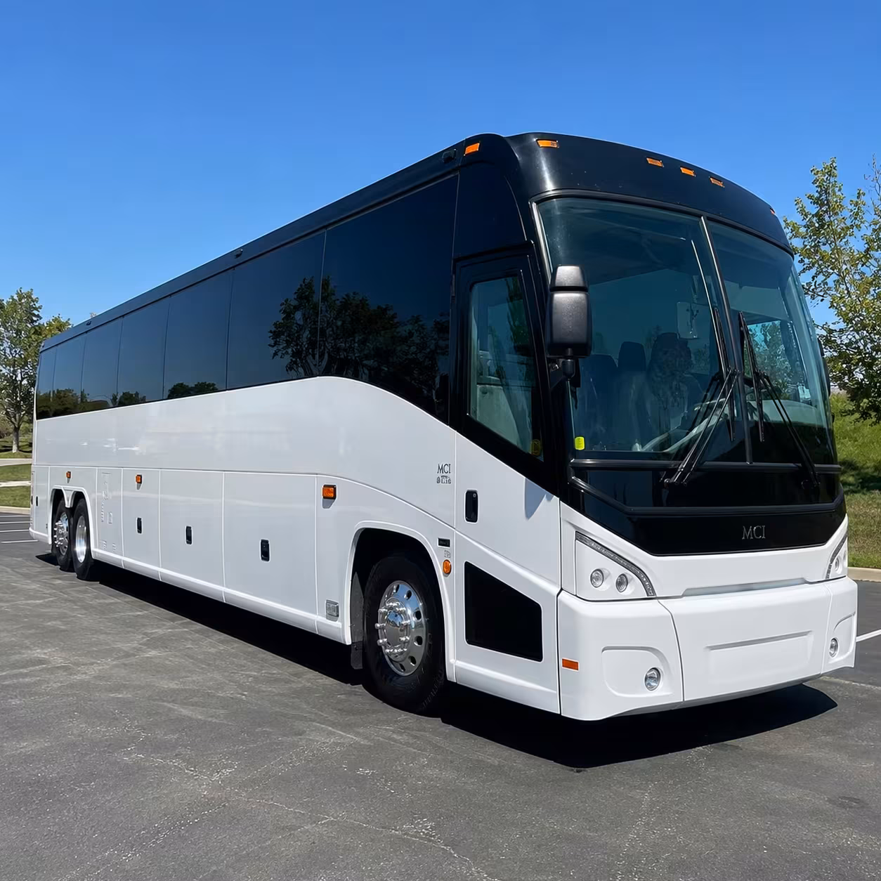 kirkland bus rentals for sea tac airport arrival pickups