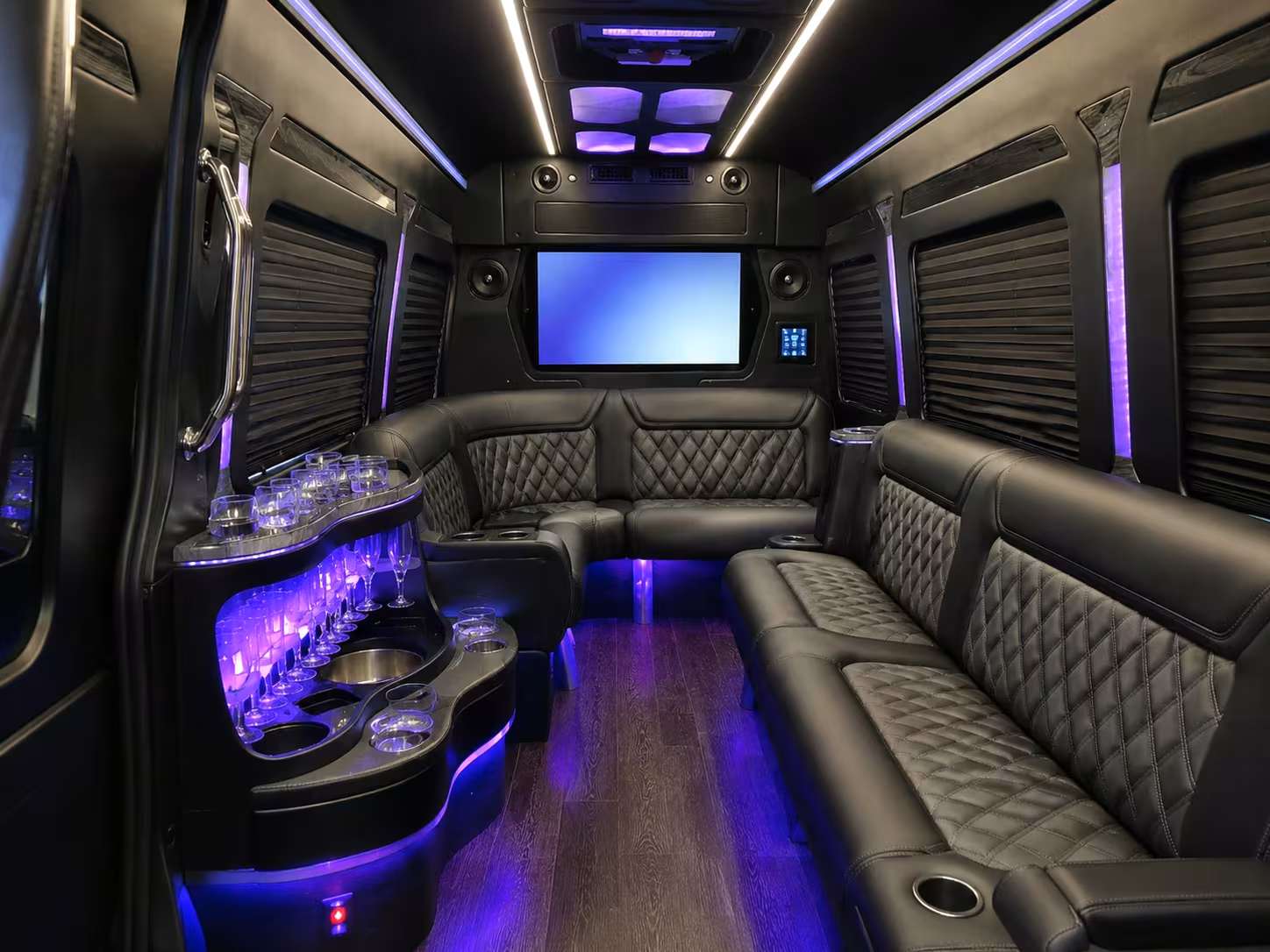 kirkland shuttle buses for kraken sounders and storm fan groups