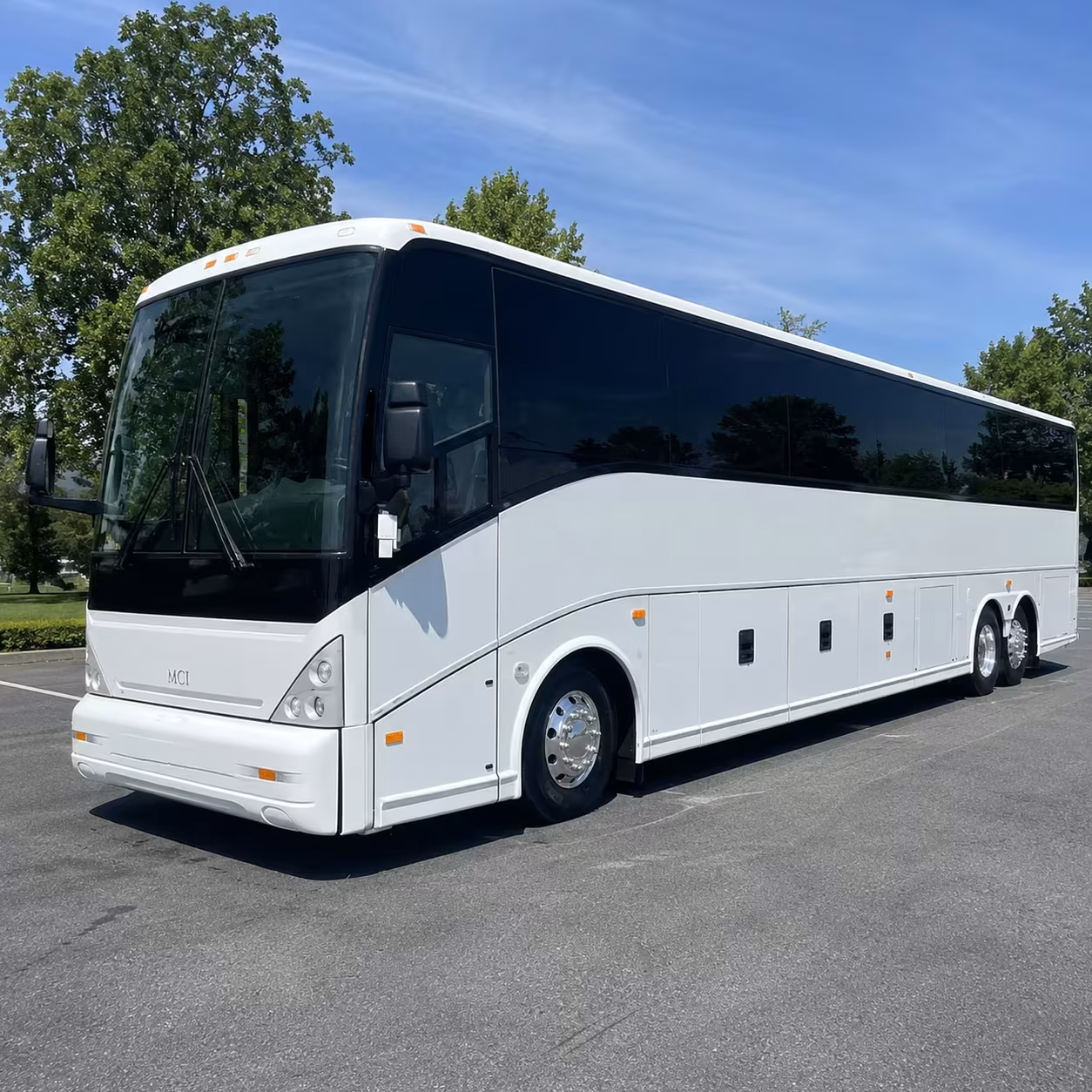 kirkland shuttle buses to seattle tacoma international airport